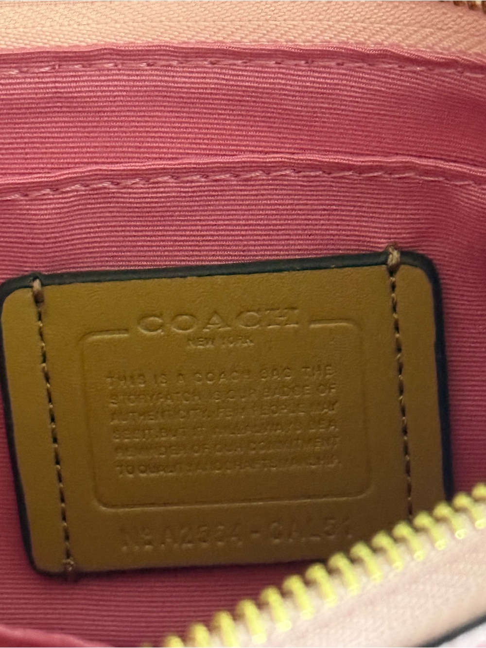 Coach Pink Signature Chain Shoulder Bag with Gold Hardware - Picture 3 of 6